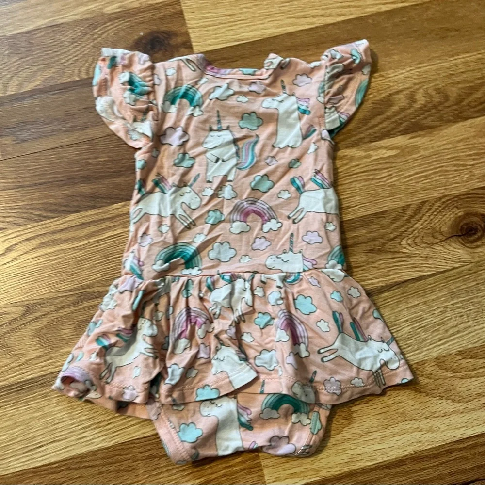 Posh Peanut 2-Fer  Star dress w/ bloomers and Unicorn  onesie Dress 3-6 month